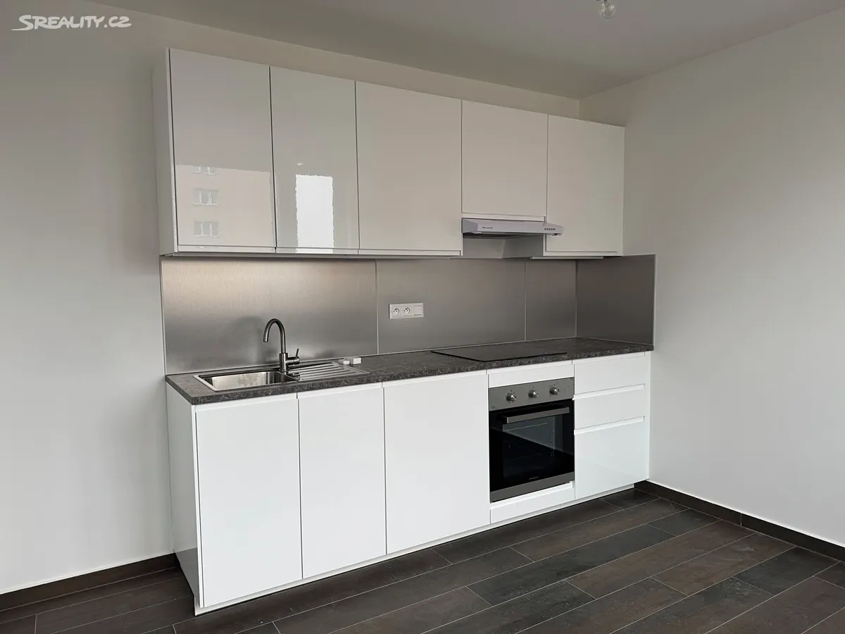 Pronájem bytu 1+1 34 m² - Widok 5