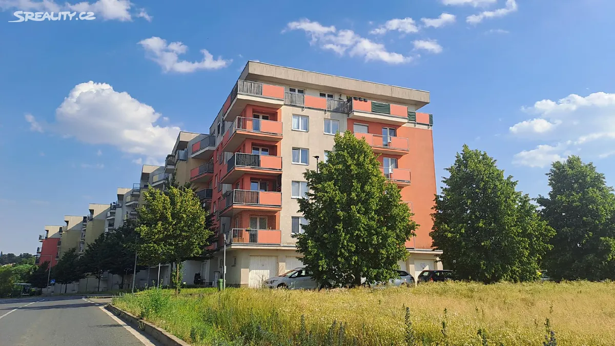 Pronájem bytu 3+kk 80 m² – pohled 4