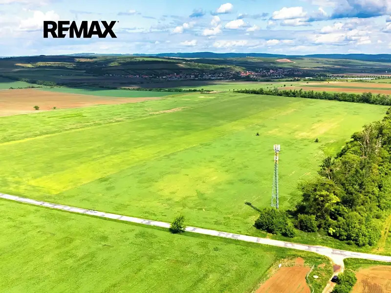 Prodej pole 31358 m², Pouzdřany – náhled fotky 3