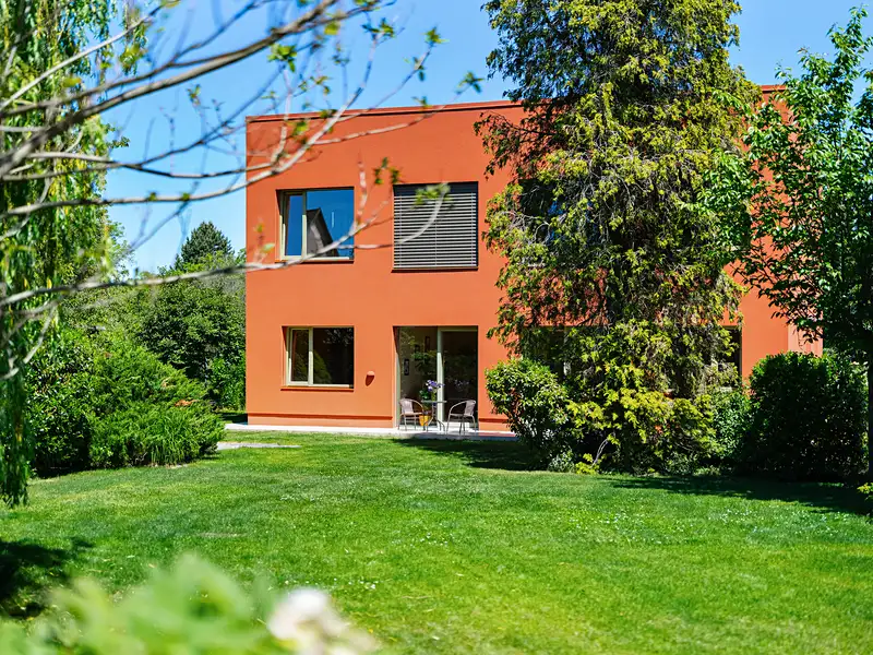 Prodej rodinného domu 209 m², pozemek 1473 m², Praha – náhled fotky 2