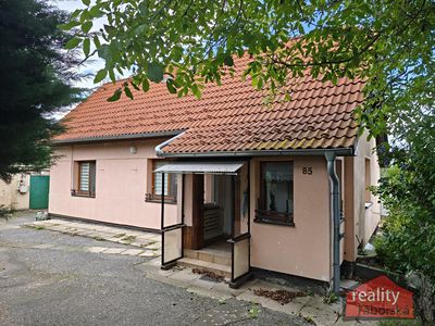 Prodej rodinného domu 100 m², pozemek 722 m²