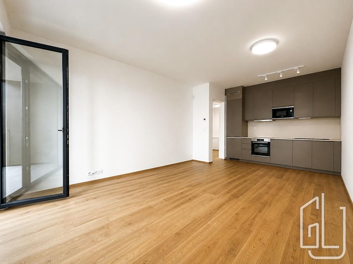 Pronájem bytu 2+kk 54 m²