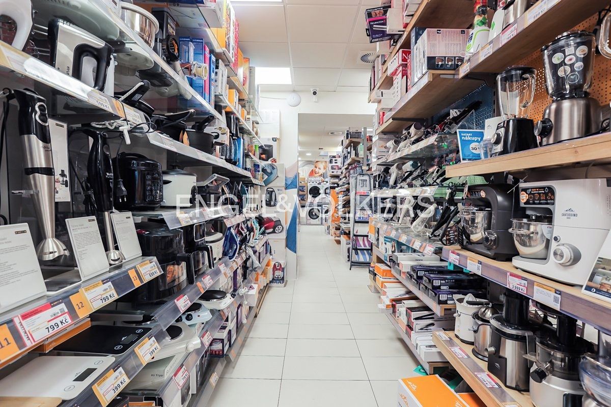 Pronájem obchodního prostoru 137 m² – fotografie 5
