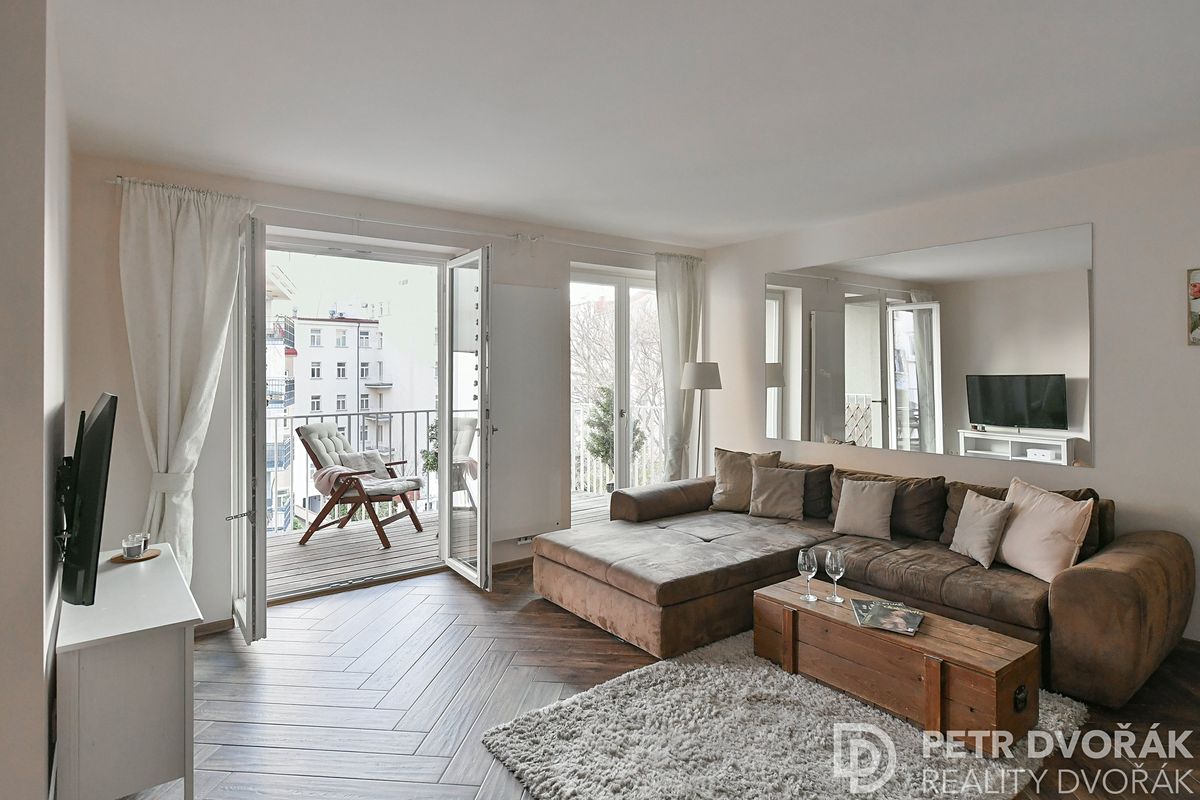 Pronájem bytu 3+kk 68 m²