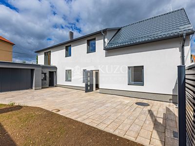 Prodej rodinného domu 186 m², pozemek 366 m²
