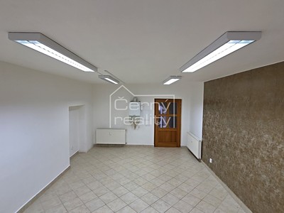 Pronájem obchodního prostoru 80 m²