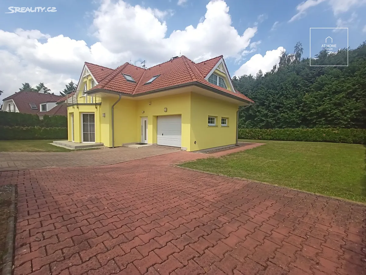 Pronájem rodinného domu 179 m², pozemek 760 m², Průhonice