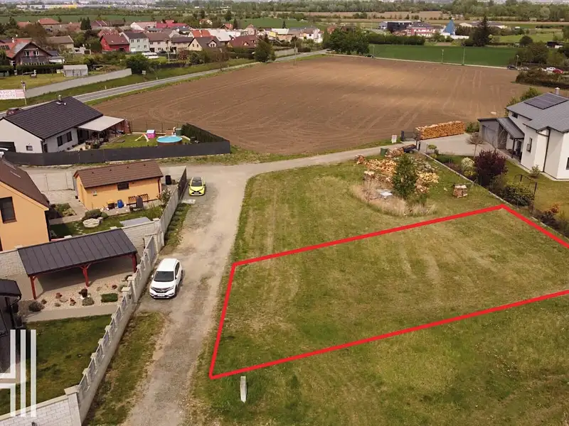 Prodej stavebního pozemku 545 m², Kožušany-Tážaly – náhled fotky 2