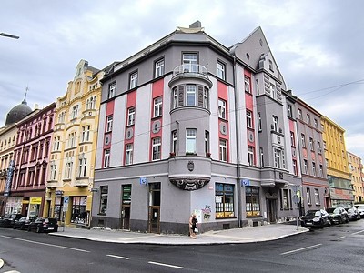 Pronájem obchodního prostoru 54 m²