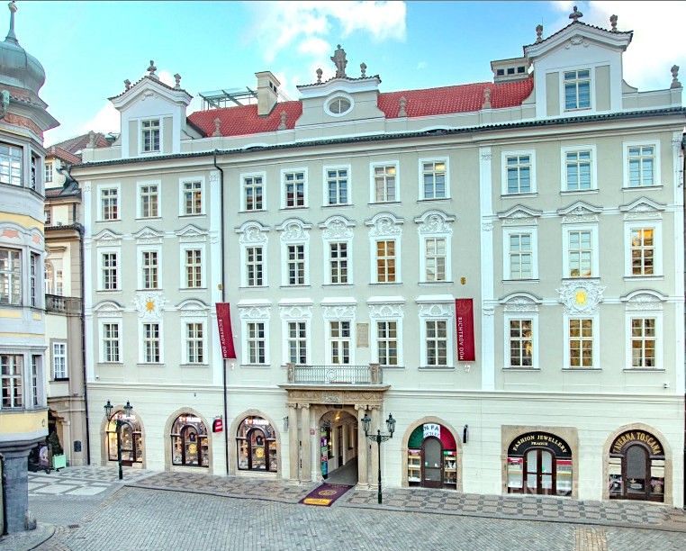 Pronájem kanceláře 250 m²