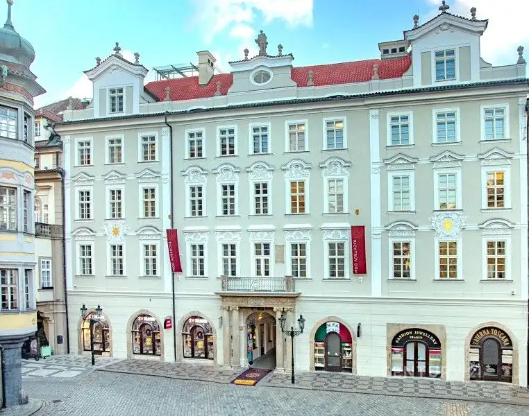 Pronájem kanceláře 250 m², Praha – náhled fotky 1