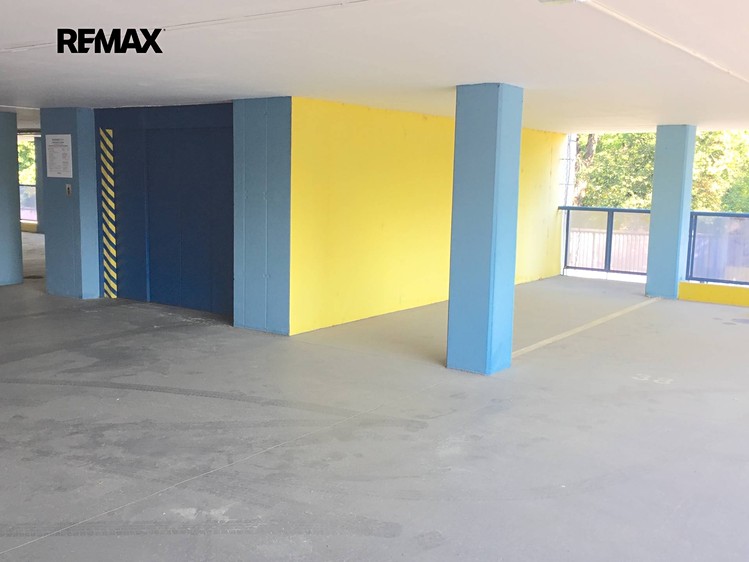 Pronájem nemovitosti, 15 m² (4 z 9)