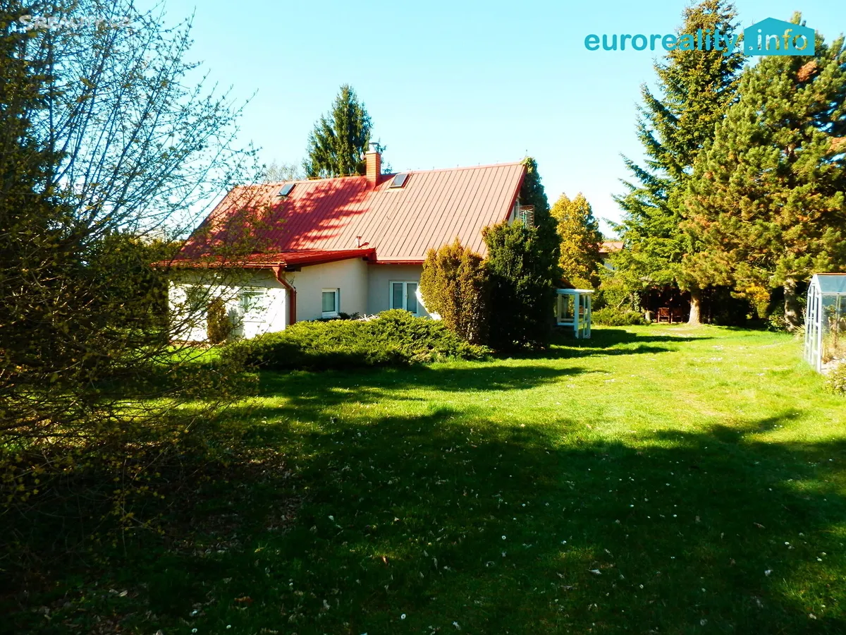 Prodej chaty 195 m², pozemek 2212 m², Dolní Břežany
