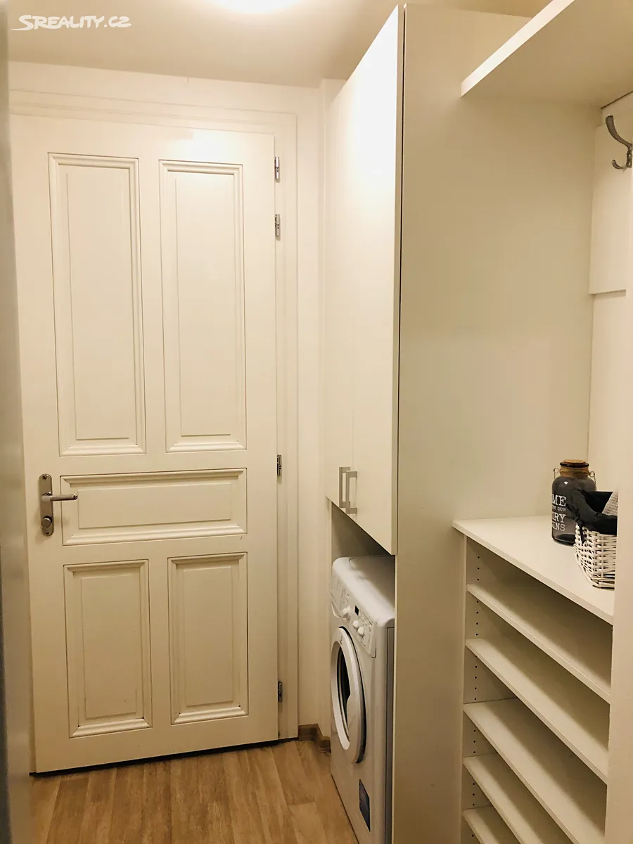 Pronájem bytu 1+kk 27 m² – pohled 5