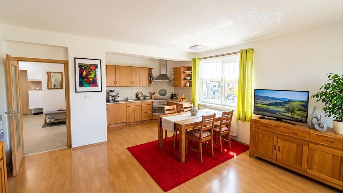 Pronájem bytu 3+kk 83 m²