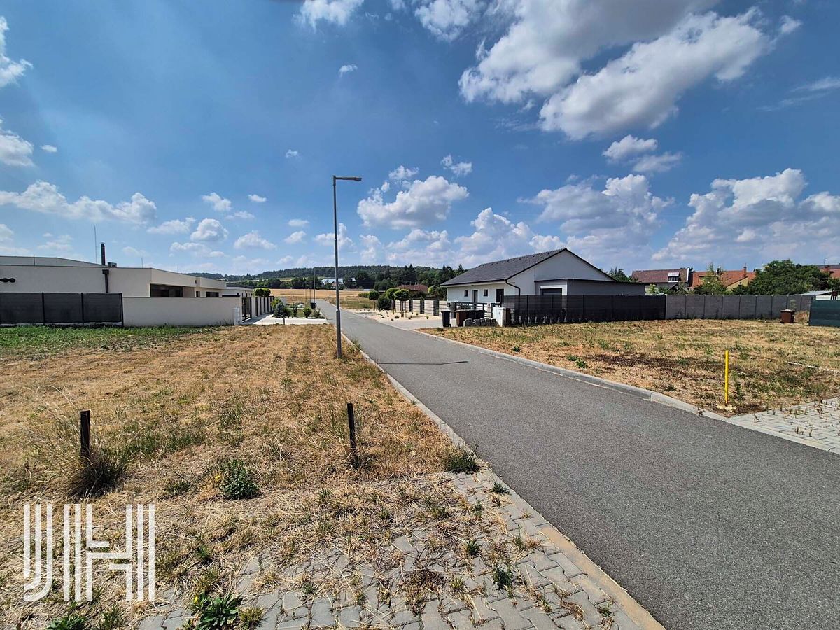 Prodej stavebního pozemku 1155 m² – fotografie 2