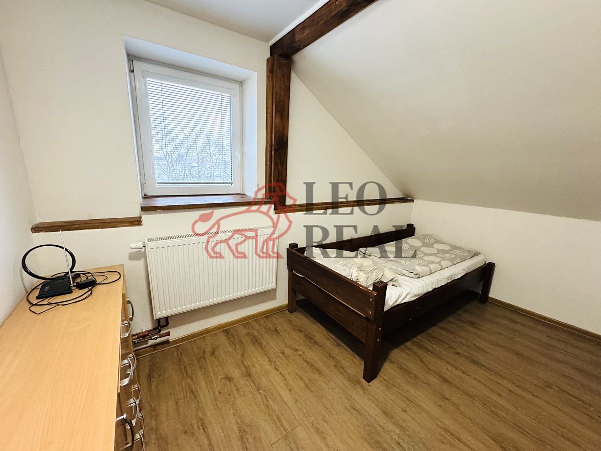 Pronájem bytu pokoje 10 m²