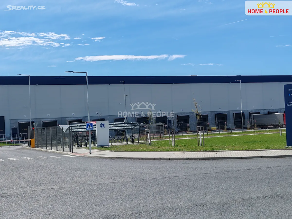 Pronájem skladového prostoru 4400 m², Ostrov