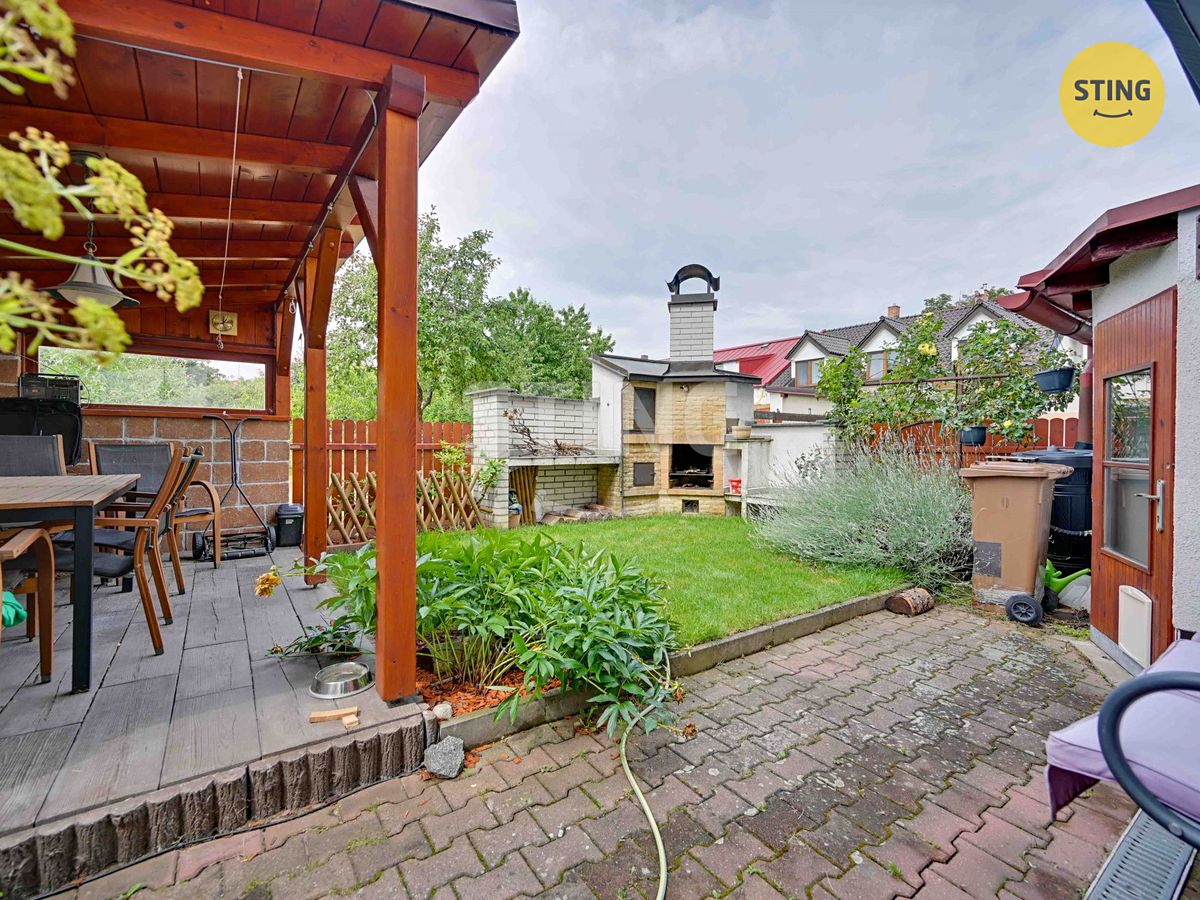 Prodej rodinného domu 340 m², pozemek 138 m² – fotografie 3