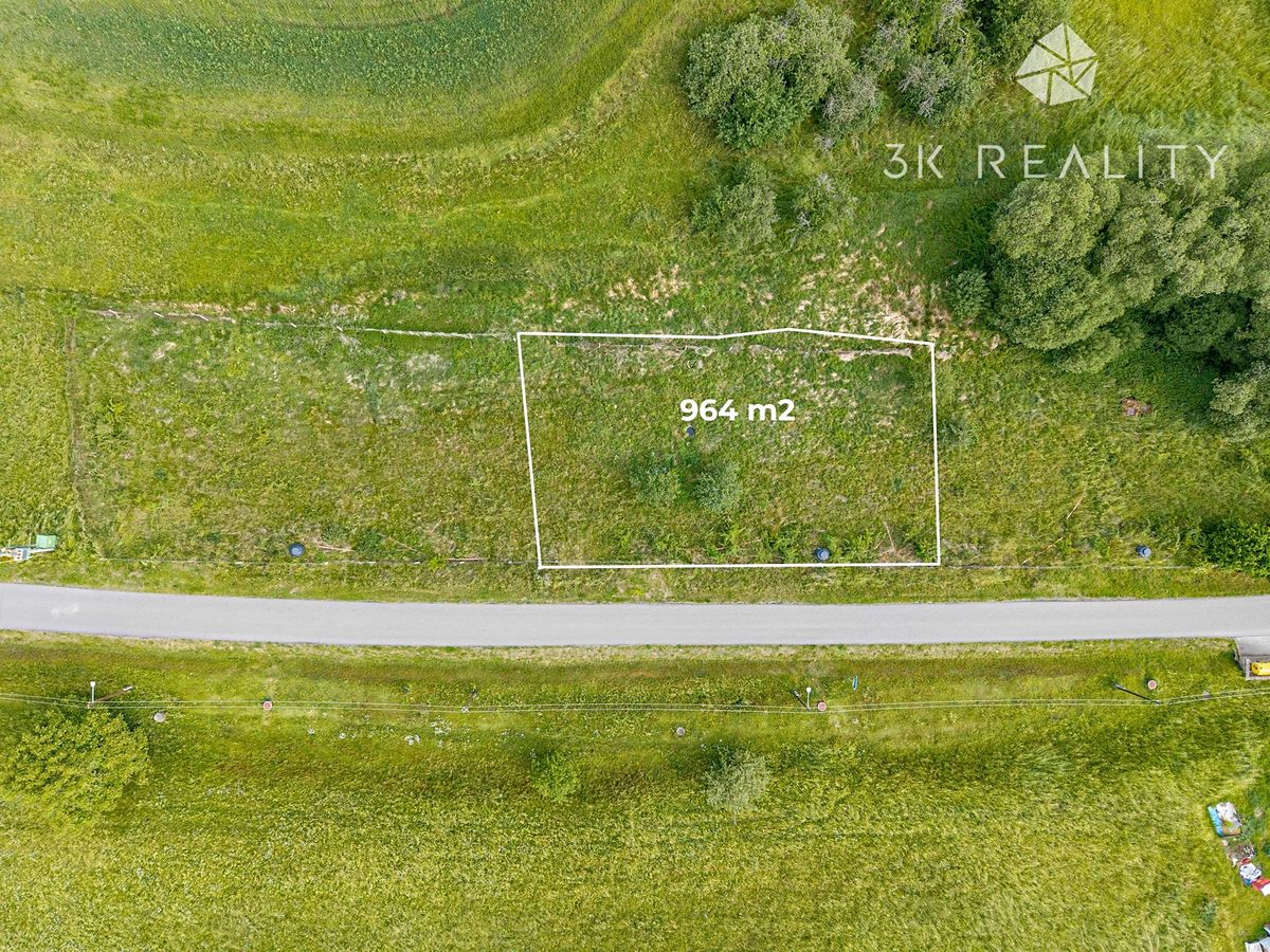 Prodej stavebního pozemku 964 m²