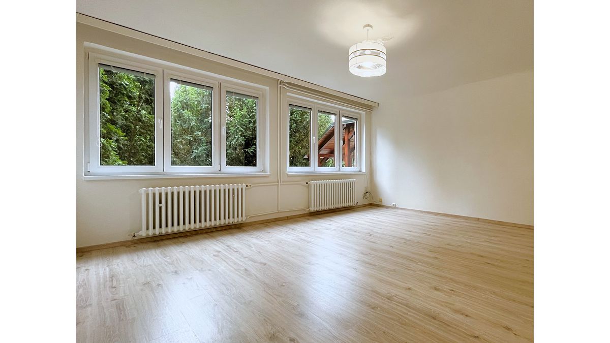 Pronájem bytu 3+1 90 m²