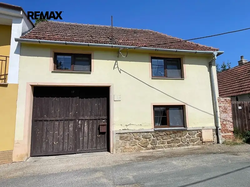 Prodej rodinného domu 177 m², pozemek 379 m², Nové Syrovice – náhled fotky 1
