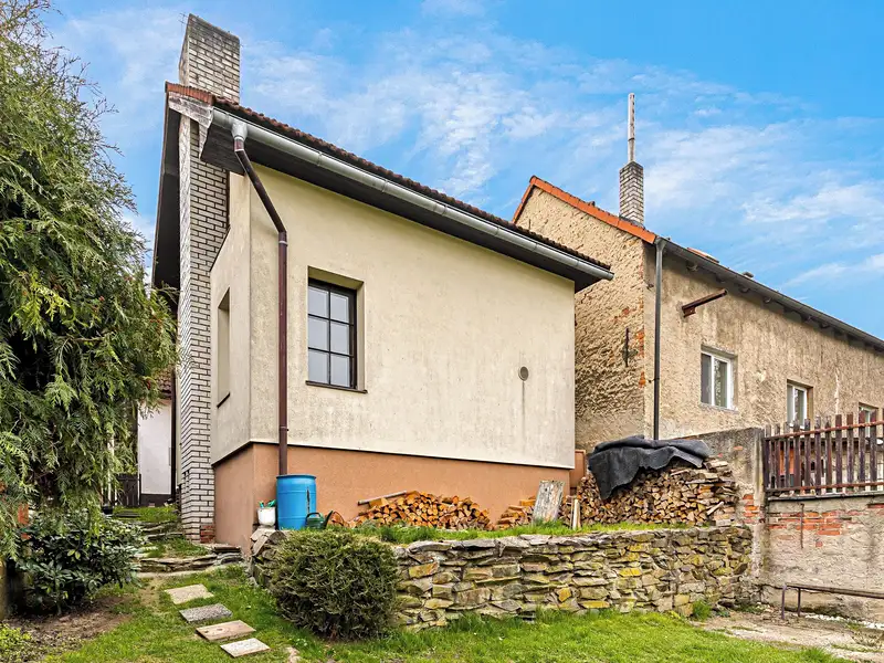 Prodej rodinného domu 171 m², pozemek 258 m², Praha – náhled fotky 1