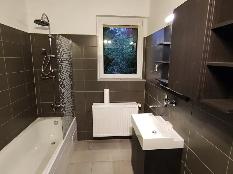 Prodej rodinného domu 166 m², pozemek 1040 m², Babylon – náhled fotky 3