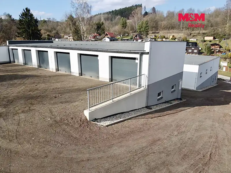 Prodej skladového prostoru 22 m², Náchod – náhled fotky 2