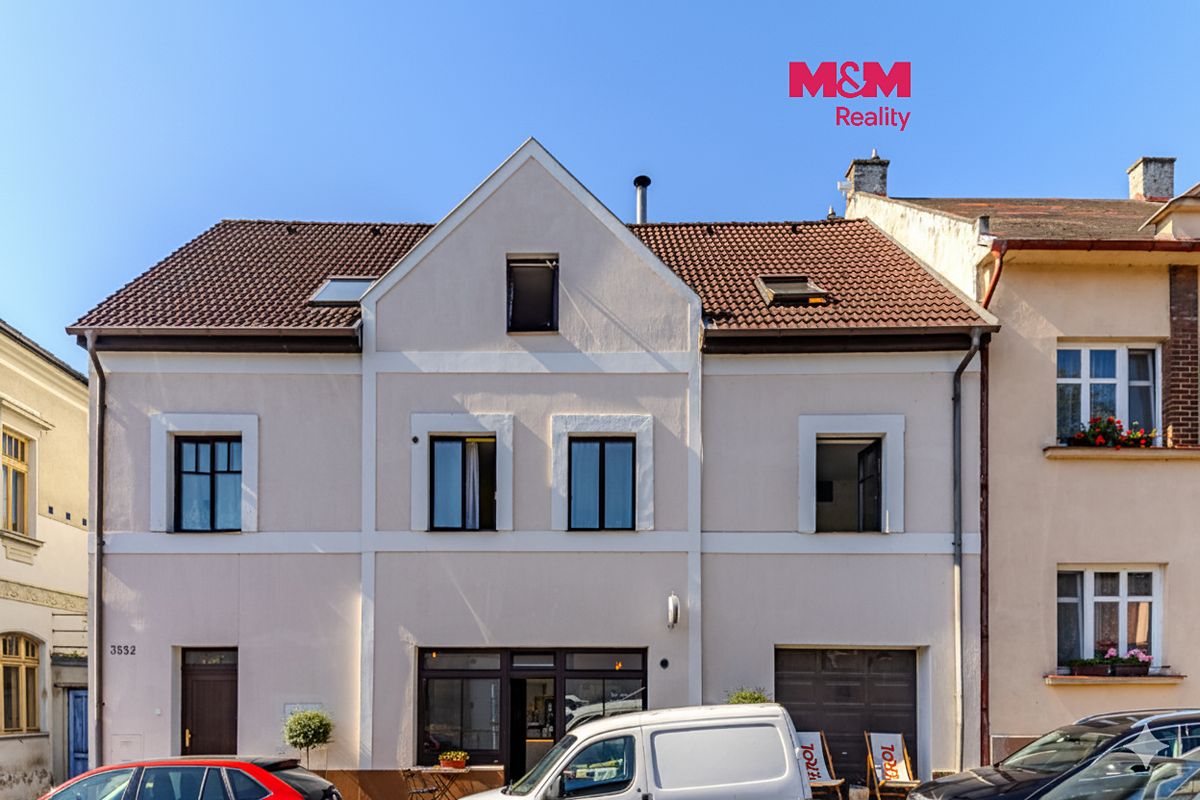 Prodej činžovního domu 330 m²