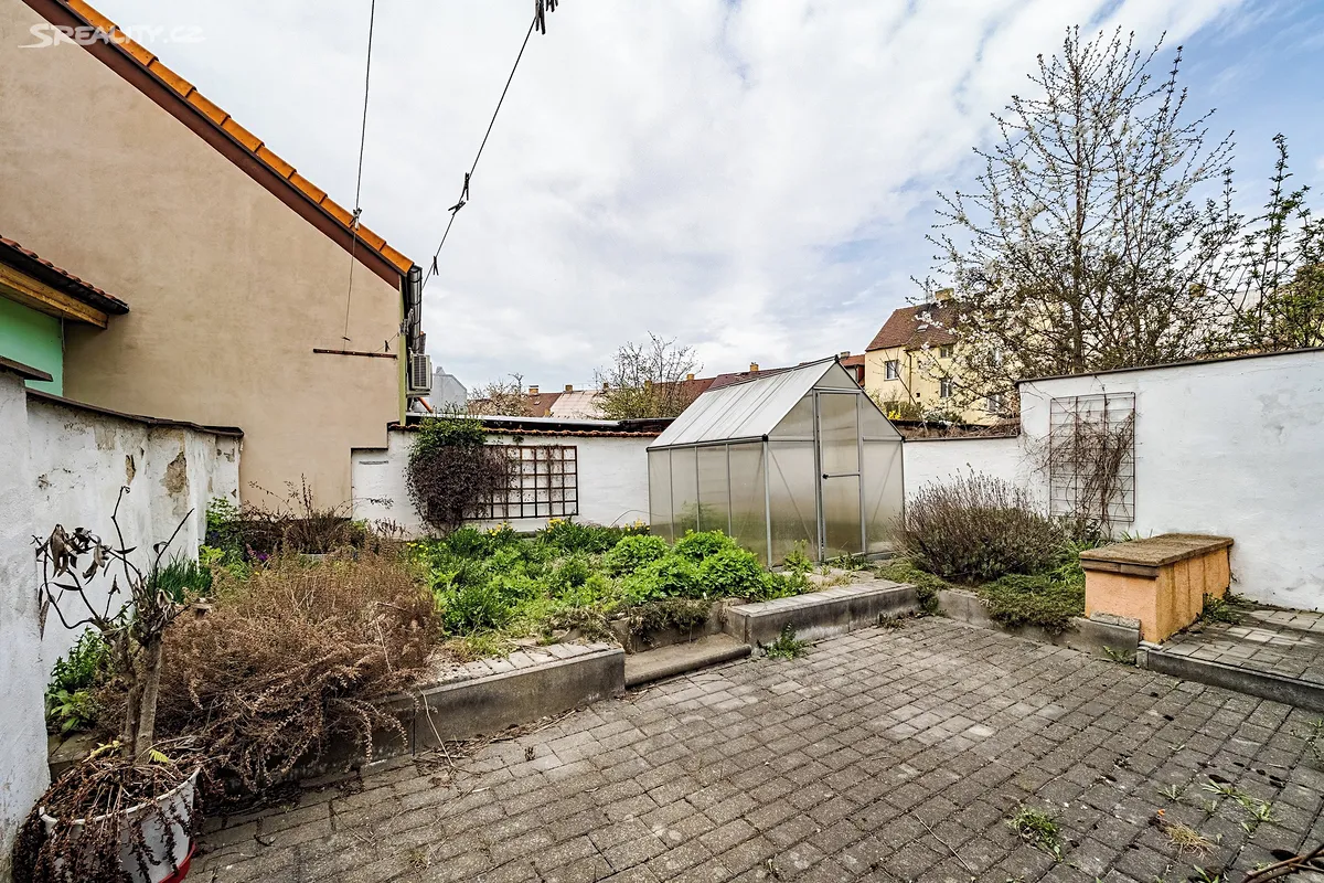 Prodej rodinného domu 150 m², pozemek 142 m² – pohled 3