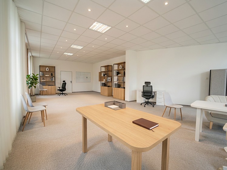Pronájem komerčního prostoru, 118 m² (4 z 21)