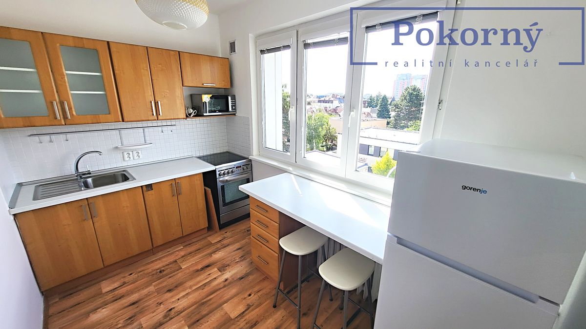 Pronájem bytu 1+1 37 m²