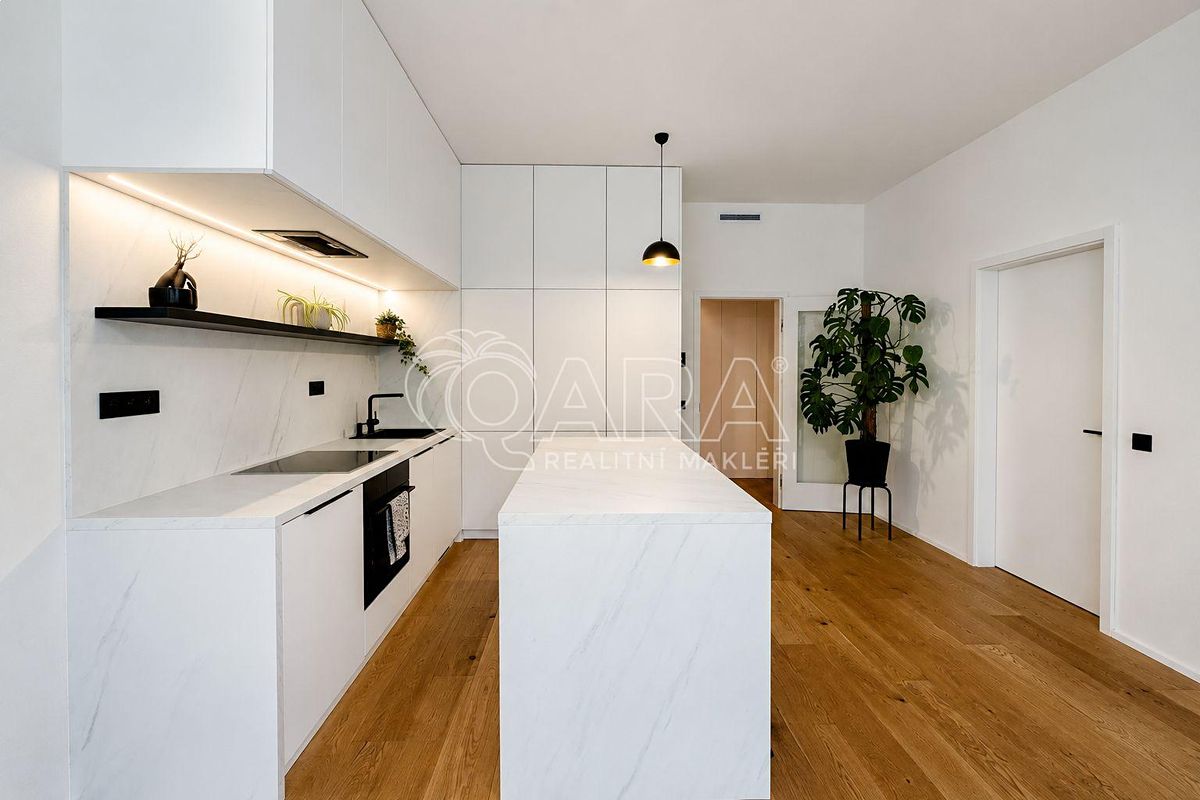 Pronájem bytu 2+kk 62 m²