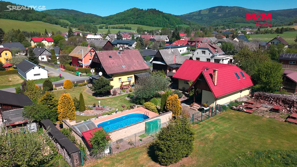 Prodej rodinného domu 620 m², pozemek 14427 m² - View 4