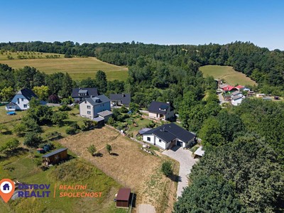 Prodej  stavebního pozemku 1 227 m²