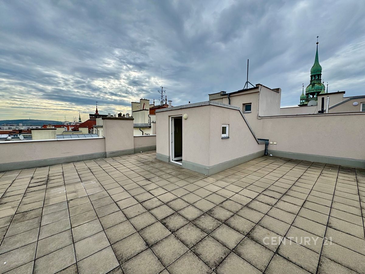 Pronájem bytu 3+kk 79 m²