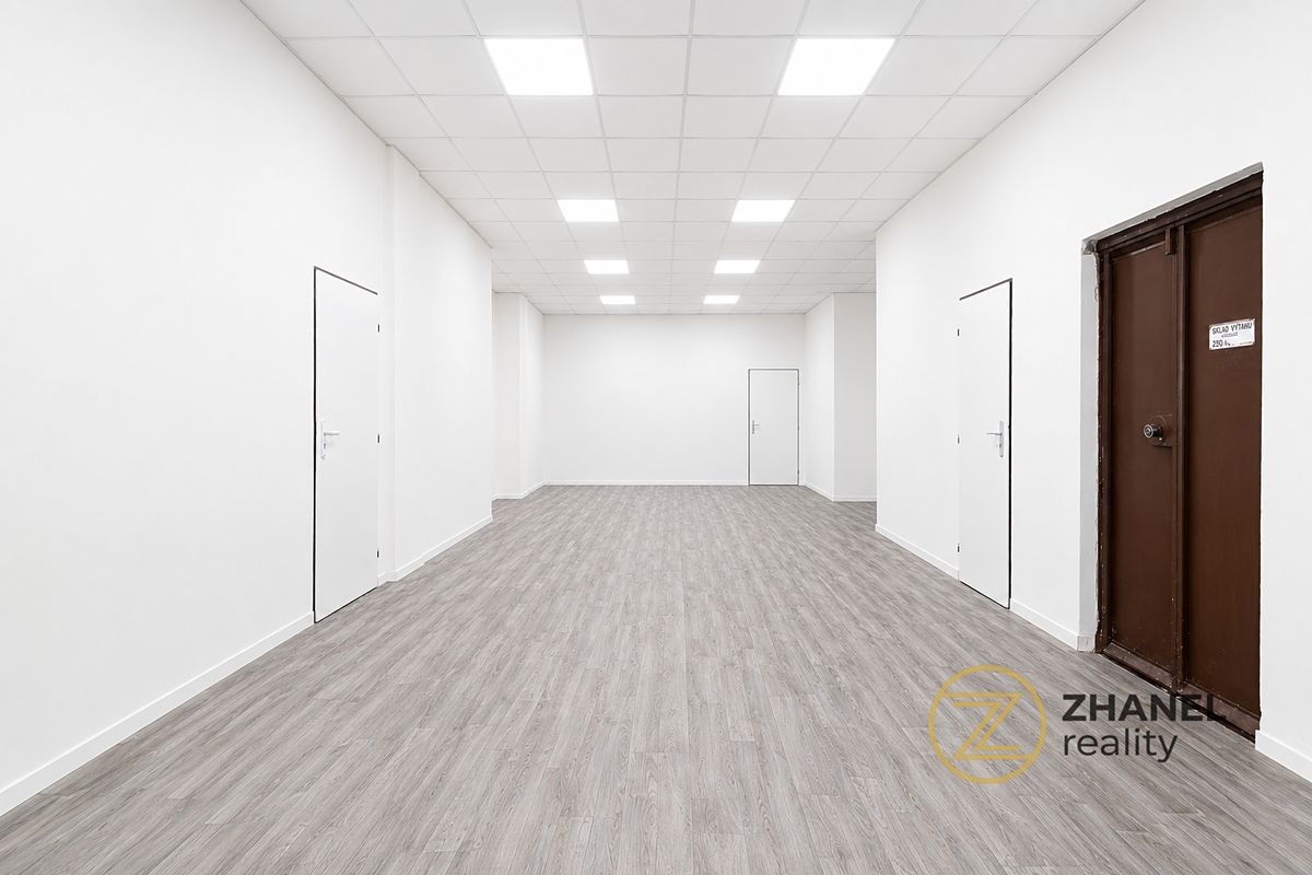 Pronájem kanceláře 200 m² – fotografie 2