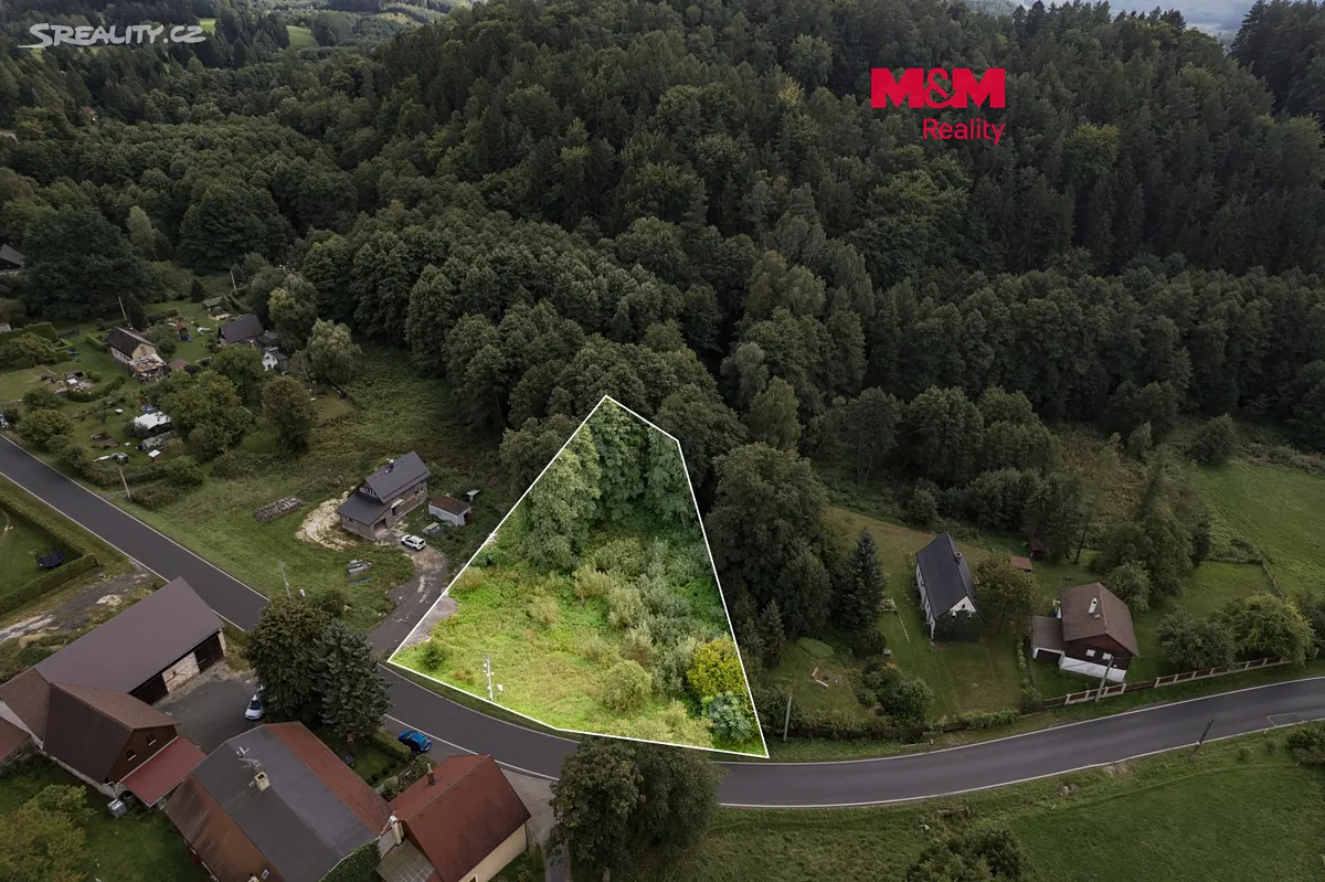 Prodej stavebního pozemku 2001 m², Hamr na Jezeře