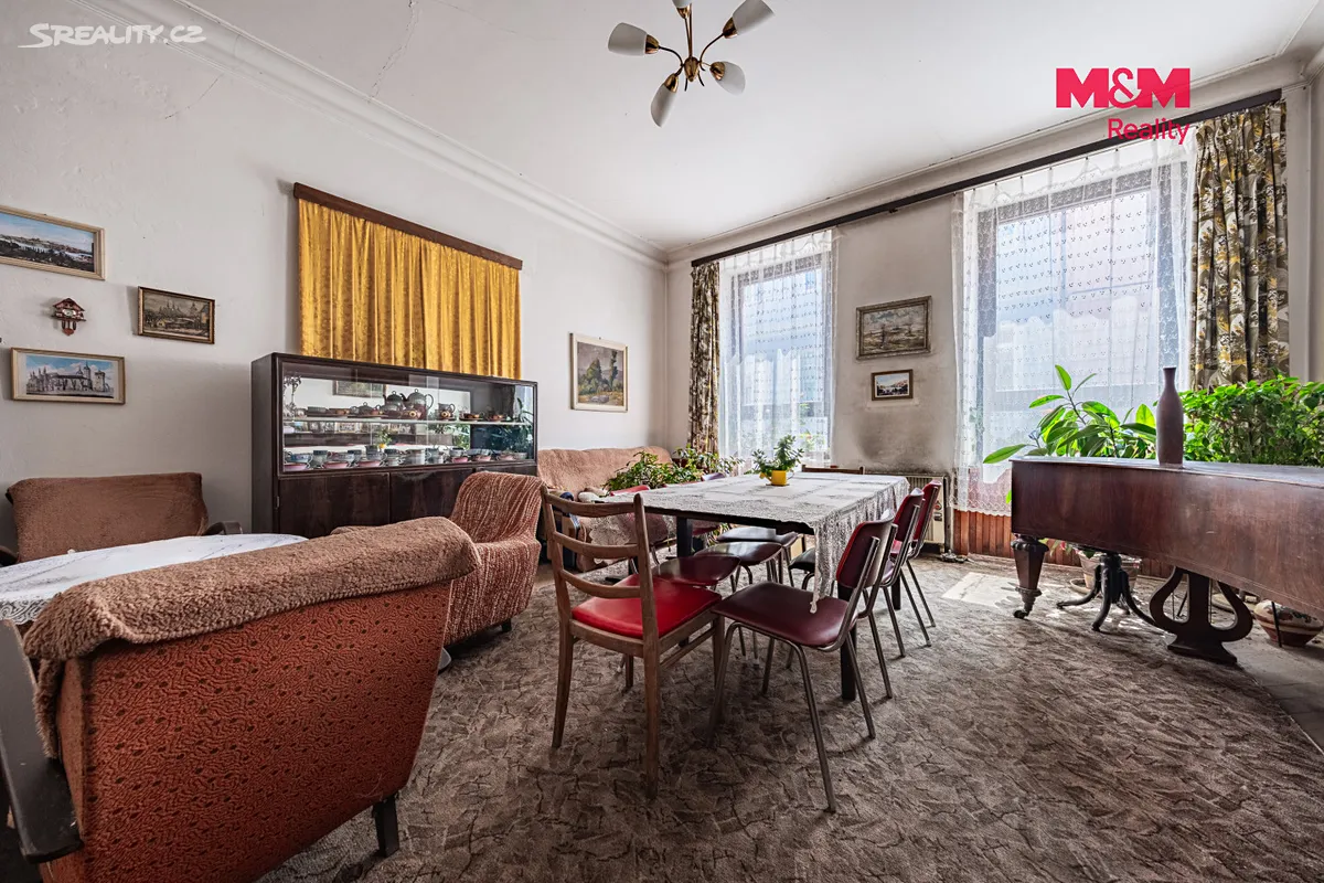 Prodej rodinného domu 230 m², pozemek 524 m² – další