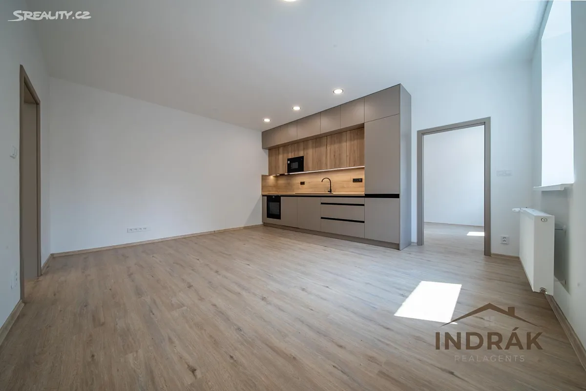 Prodej bytu 2+kk 54 m² – pohled 3