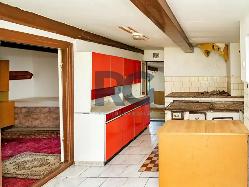 Prodej rodinného domu 449 m², pozemek 1102 m², Protivín – náhled fotky 2