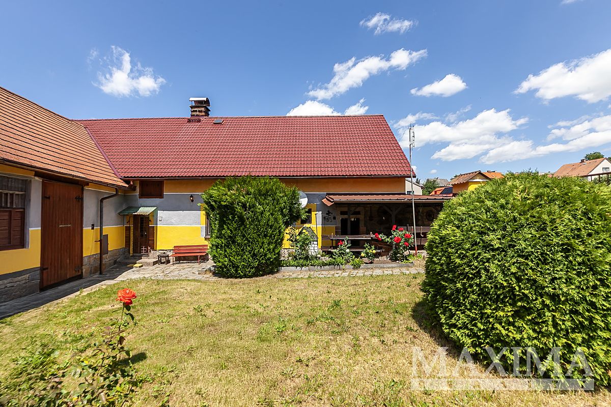 Prodej rodinného domu 150 m², pozemek 597 m² – fotografie 2