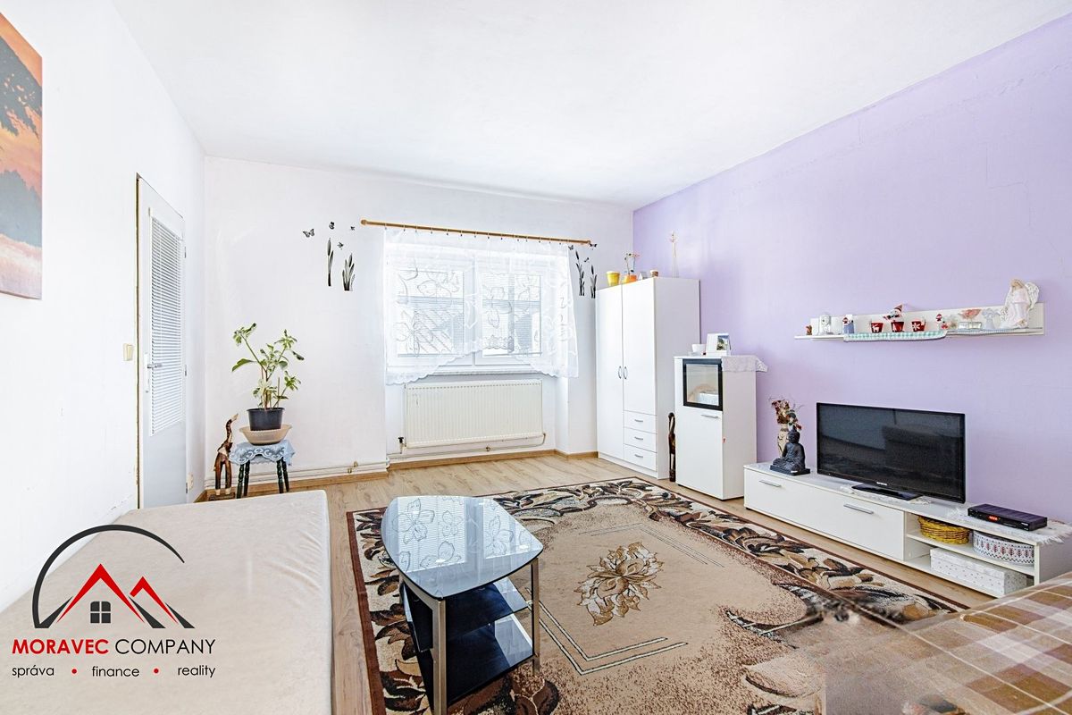 Pronájem bytu 1+1 39 m² – fotografie 3