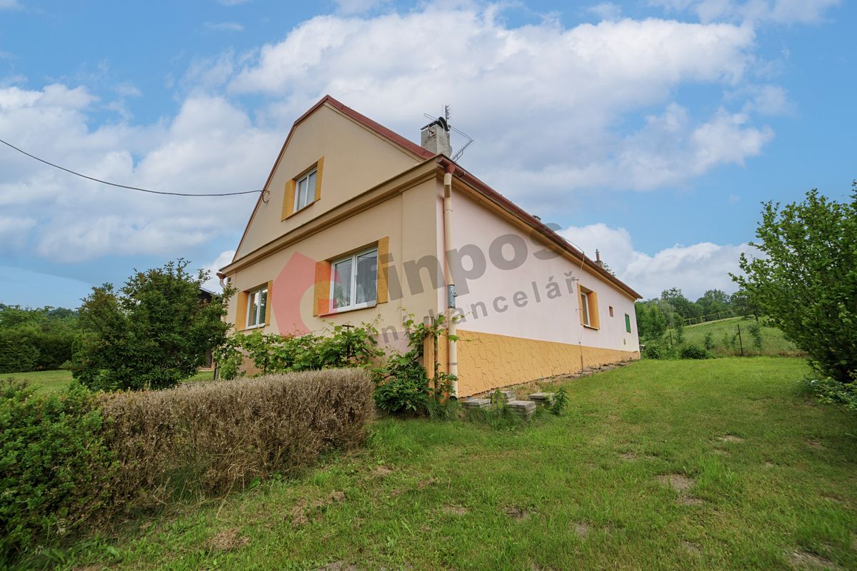 Prodej rodinného domu 150 m², pozemek 1194 m² – fotografie 2