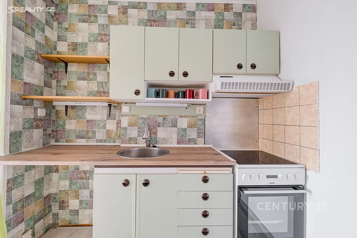Pronájem bytu 2+kk 45 m² – pohled 3