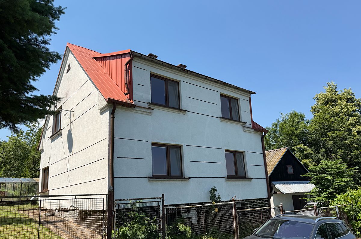 Prodej rodinného domu 130 m², pozemek 1000 m²