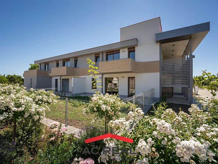 Gewerbefläche zum Kauf, 48 m² (1 von 25)