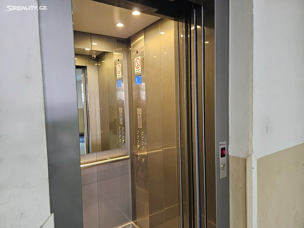 Prodej bytu 3+kk 73 m² – pohled 4