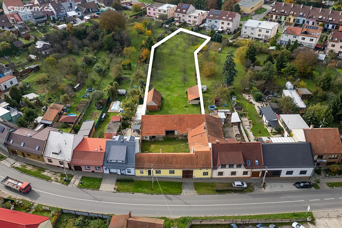 Prodej rodinného domu 152 m², pozemek 2650 m², Uherský Brod